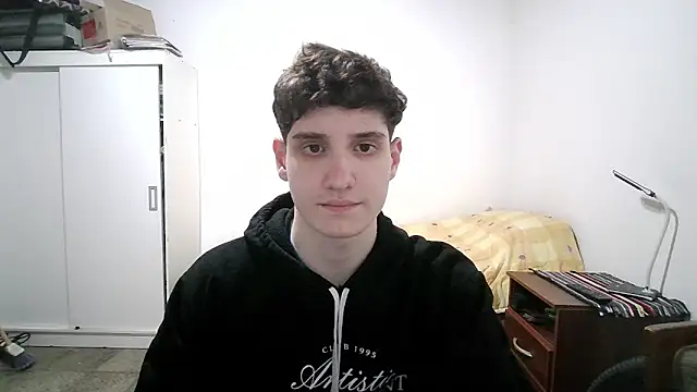 Snapshot of Spicylemon01 chatting on May 2026 04:19:01 AM Spicylemon01 online show from May 2026 04:19:01 AM