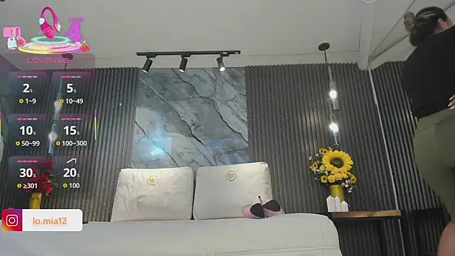 Snapshot of julietha_taylor chatting on April 2026 01:53:01 AM julietha taylor online show from April 2026 01:53:01 AM