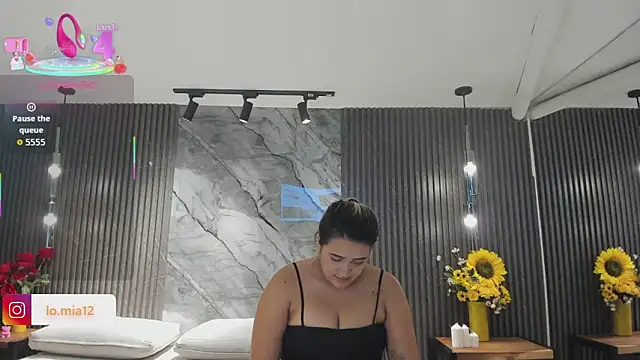 Snapshot of julietha_taylor chatting on May 2026 02:51:02 AM julietha taylor online show from May 2026 02:51:02 AM