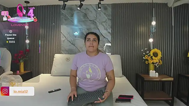 Snapshot of julietha_taylor chatting on May 2026 12:39:01 AM julietha taylor online show from May 2026 12:39:01 AM