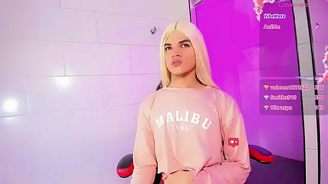 Snapshot of Gabyqueen70 chatting on January 2025 09:29:02 AM Gabyqueen70 online show from January 2025 09:29:02 AM