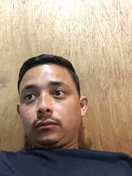 Snapshot of isacalejandroo chatting on December 2024 08:04:02 PM isacalejandroo online show from December 2024 08:04:02 PM