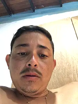 Snapshot of isacalejandroo chatting on January 2025 04:31:02 PM isacalejandroo online show from January 2025 04:31:02 PM