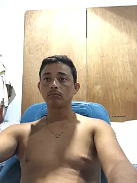 Snapshot of isacalejandroo chatting on February 2025 03:48:01 AM isacalejandroo online show from February 2025 03:48:01 AM