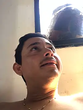 Snapshot of isacalejandroo chatting on February 2025 06:05:02 PM isacalejandroo online show from February 2025 06:05:02 PM