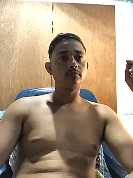 Snapshot of isacalejandroo chatting on February 2025 05:37:01 PM isacalejandroo online show from February 2025 05:37:01 PM