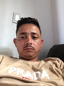 Snapshot of isacalejandroo chatting on September 2025 06:42:01 PM isacalejandroo online show from September 2025 06:42:01 PM