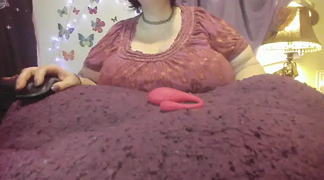 Snapshot of Alli_Kat chatting on January 2025 12:16:02 AM Alli Kat online show from January 2025 12:16:02 AM