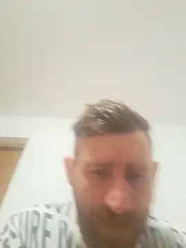 benalexa1992 online show from March 2026 07:09:01 PM