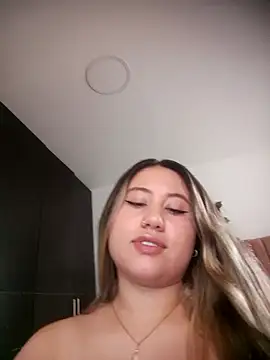 eimy collinssss online show from December 2025 07:21:02 PM