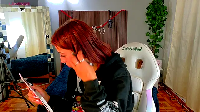 Scarllett BDSM online show from October 2025 10:25:02 PM