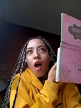 Scarllett BDSM online show from January 2026 08:01:01 PM