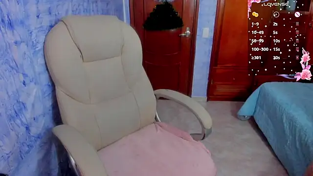 Maavca  online show from December 2025 07:53:01 PM