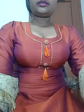 Snapshot of mishti_kaur chatting on December 2024 06:23:02 AM mishti kaur online show from December 2024 06:23:02 AM