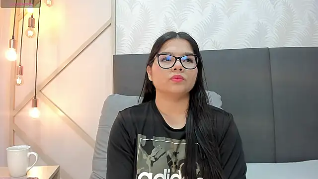 SophieHarris  online show from March 2026 06:22:02 PM