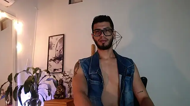 Colby brown03 online show from May 2026 03:02:02 AM