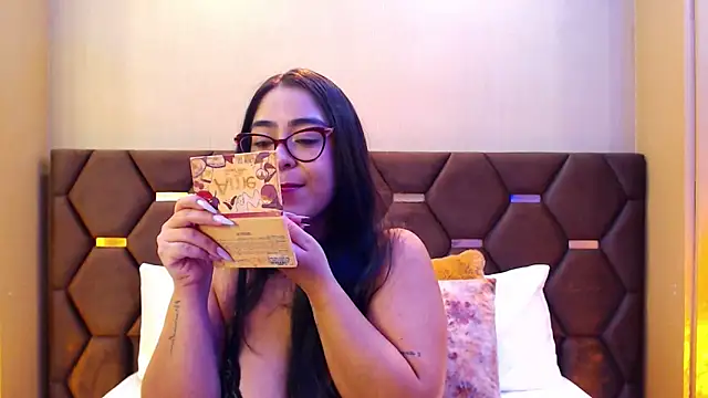 Snapshot of DevonPiers chatting on January 2025 12:10:01 PM DevonPiers online show from January 2025 12:10:01 PM