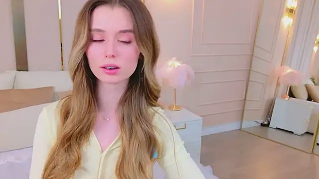 MarybethSnow online show from April 2026 05:19:02 PM