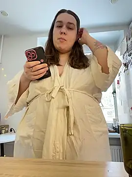 SuzieMurray online show from February 2026 08:21:01 AM