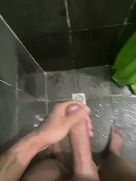 gzn01 online show from September 2025 08:56:02 PM