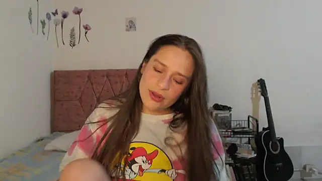 Snapshot of Serenity chatting on September 2025 02:04:01 AM Serenity online show from September 2025 02:04:01 AM