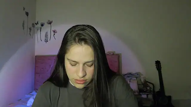 Snapshot of Serenity chatting on November 2025 01:37:01 AM Serenity online show from November 2025 01:37:01 AM