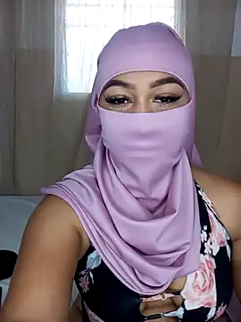 Snapshot of Kendra_Kait chatting on January 2025 06:03:02 PM Kendra Kait online show from January 2025 06:03:02 PM