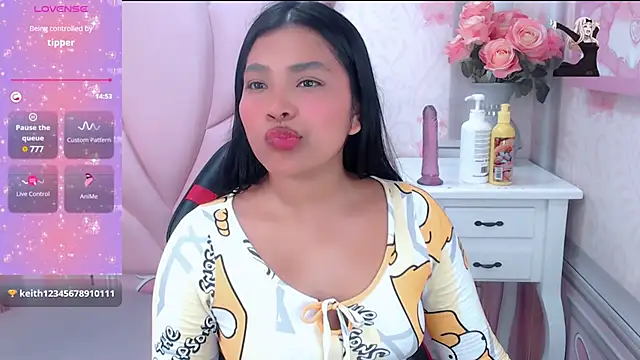 lauren sofia19 online show from December 2024 09:19:02 AM