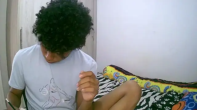 sexy diamante  online show from October 2025 06:03:02 PM