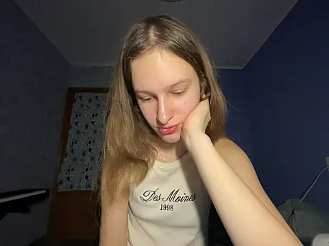 Snapshot of Eva_Angel3 chatting on February 2025 05:26:01 PM Eva Angel3 online show from February 2025 05:26:01 PM