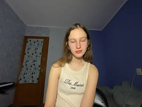 Snapshot of Eva_Angel3 chatting on February 2025 06:43:01 PM Eva Angel3 online show from February 2025 06:43:01 PM