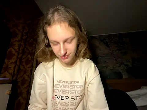 Snapshot of Eva_Angel3 chatting on October 2025 05:32:02 PM Eva Angel3 online show from October 2025 05:32:02 PM