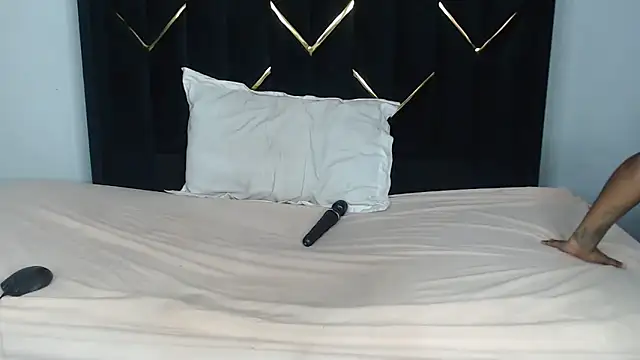 EbonyBentley online show from March 2026 08:36:01 AM