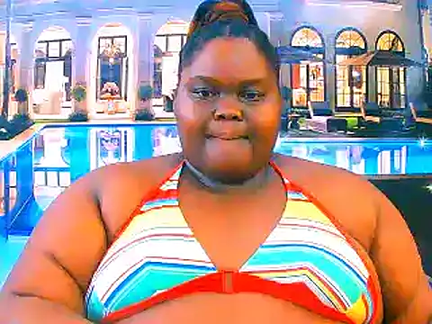 Snapshot of EbonyHotBuns chatting on March 2026 10:15:01 PM EbonyHotBuns online show from March 2026 10:15:01 PM