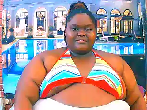 Snapshot of EbonyHotBuns chatting on March 2026 10:44:01 PM EbonyHotBuns online show from March 2026 10:44:01 PM