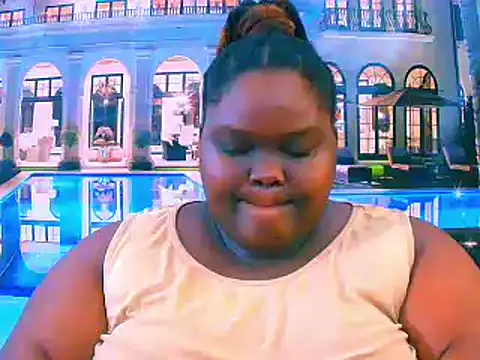 Snapshot of EbonyHotBuns chatting on April 2026 06:38:02 PM EbonyHotBuns online show from April 2026 06:38:02 PM