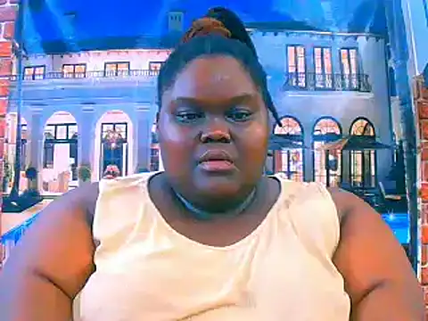 Snapshot of EbonyHotBuns chatting on April 2026 06:35:01 PM EbonyHotBuns online show from April 2026 06:35:01 PM