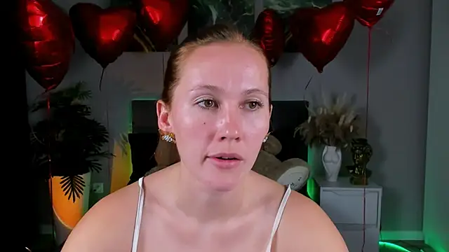 MichelleOrtis online show from March 2025 05:16:02 PM