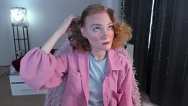 ReddHotPipper online show from September 2025 02:46:02 AM