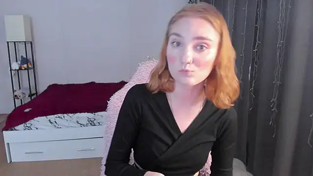 ReddHotPipper online show from September 2025 02:39:02 AM