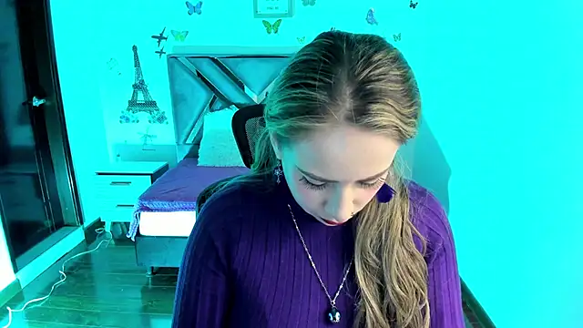 Dana martinezz online show from December 2024 05:22:01 PM