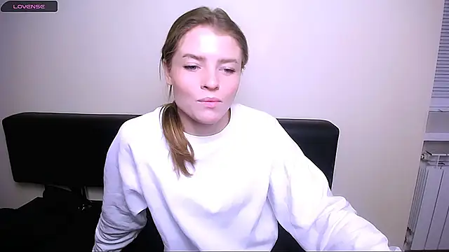 Snapshot of MissOliviaa_ chatting on December 2024 10:13:01 AM MissOliviaa  online show from December 2024 10:13:01 AM