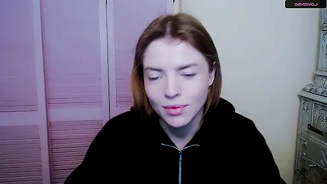 Snapshot of MissOliviaa_ chatting on January 2025 01:57:02 PM MissOliviaa  online show from January 2025 01:57:02 PM