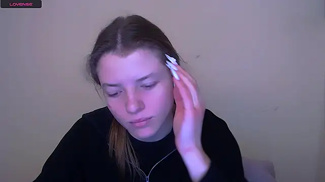 Snapshot of MissOliviaa_ chatting on February 2025 07:58:02 AM MissOliviaa  online show from February 2025 07:58:02 AM