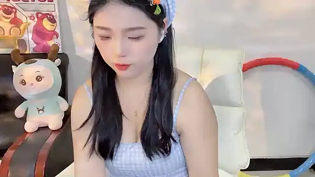 Snapshot of SU__SU chatting on March 2025 12:41:02 PM SU SU online show from March 2025 12:41:02 PM