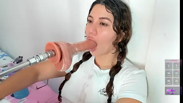 hade cute online show from February 2025 11:48:01 PM