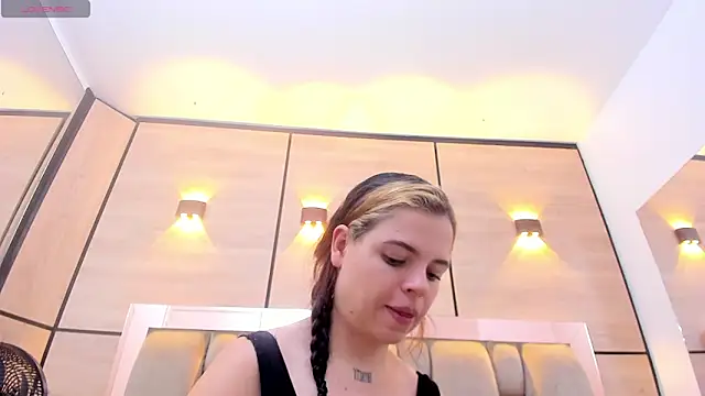 dorothy vegga online show from November 2025 03:39:01 AM