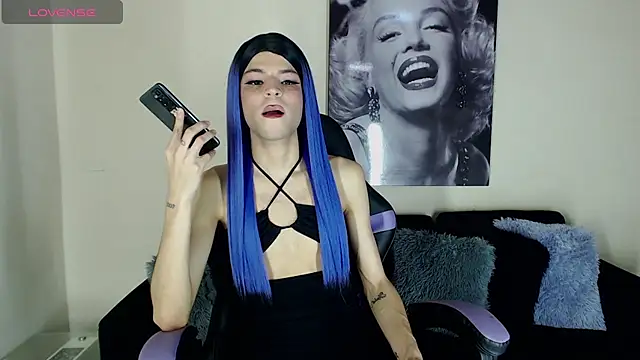 Realbadbxtch online show from December 2024 08:47:01 PM