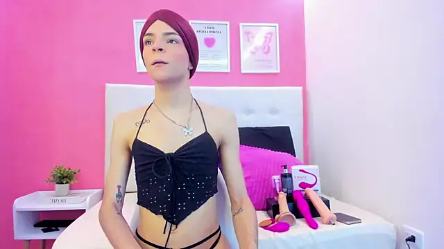 Realbadbxtch online show from September 2025 05:59:01 PM