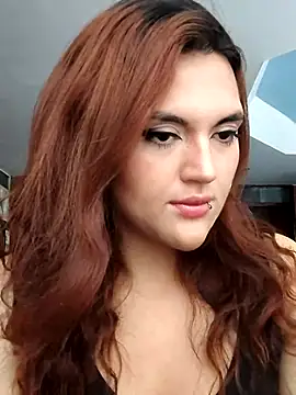 Snapshot of becca_diamond chatting on February 2025 05:07:02 PM becca diamond online show from February 2025 05:07:02 PM